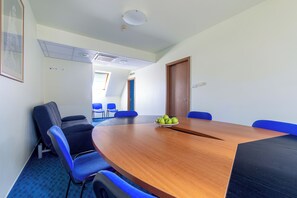 Quadruple Room | Free WiFi - Villa Oliver Gödöllő (Gödöllo)