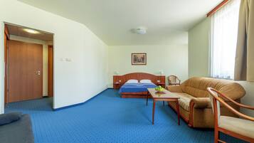 Chambre Quadruple | Wi-Fi gratuit