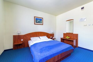 Room | Free WiFi - Villa Oliver Gödöllő (Gödöllo)