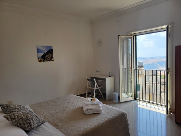 4 Schlafzimmer, WLAN, Bettwäsche