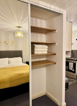 Apartamento | 1 quarto, ferros/tábuas de passar roupa, Wi-Fi de cortesia