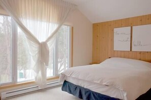 3 Schlafzimmer, Bügeleisen/Bügelbrett, Internetzugang, Bettwäsche