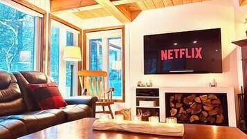 Televisor i llar de foc