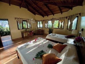 1 bedroom, WiFi, bed sheets - Private room with incredible view and pool (Puntarenas Province)