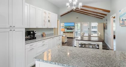 Updated Sunset Beach home w/ a 2-minute walk to the beach. Parking for 5 cars.