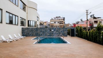 Udendørs pool