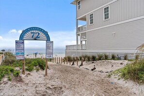 Beach nearby, sun loungers