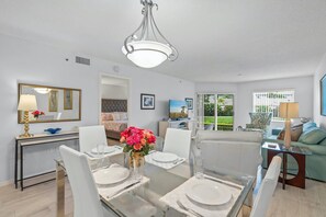 Exterior - Siesta Bayside Pretty Fountain View (Siesta Key)