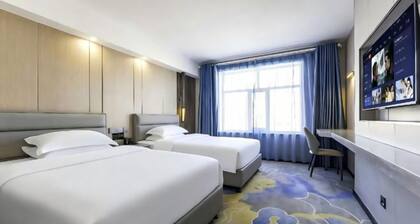 Friendship Peak Hotel
