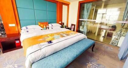 Friendship Peak Hotel