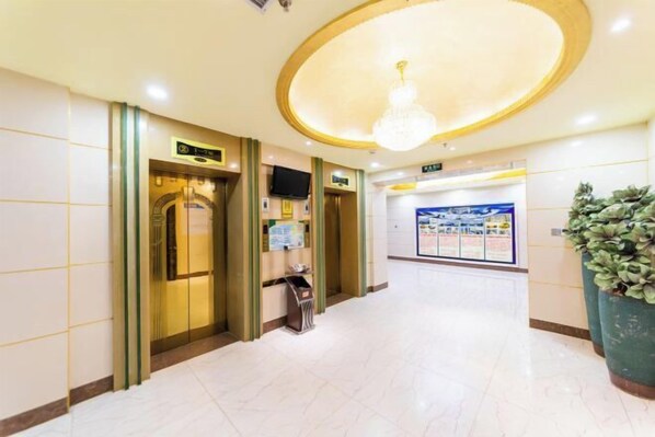 Interior - Friendship Peak Hotel (Burqin)