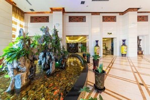 Lobby lounge - Friendship Peak Hotel (Burqin)