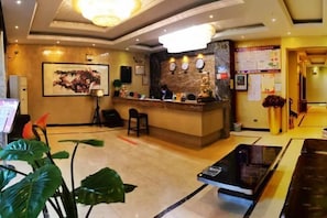 Lobby-Lounge