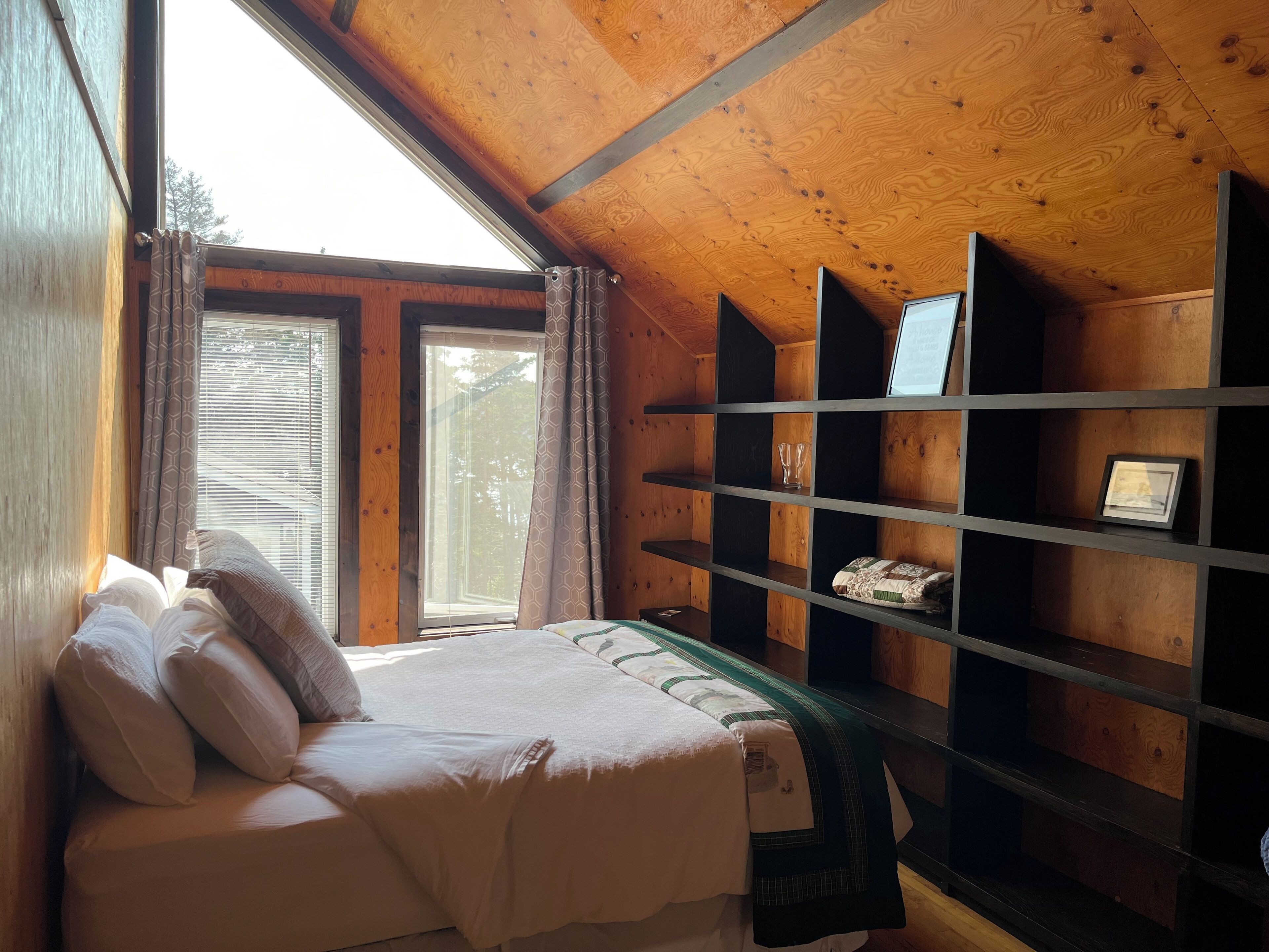 2 dormitorios, tabla de planchar con plancha, wifi gratis y ropa de cama