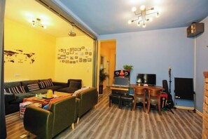 Unclassified image, 5 of 10, button - Reverse Time Youth Hostel (Nanjing Station South Square Branch) (Nanjing)