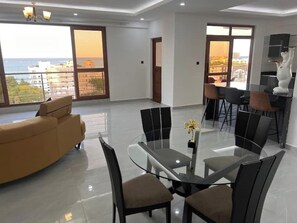 Dining - Luxury Ocean Views - 2 Bed@ Penthouse Living Nyali (Mombasa)