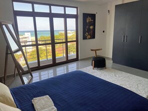 2 bedrooms, iron/ironing board, WiFi, bed sheets - Luxury Ocean Views - 2 Bed@ Penthouse Living Nyali (Mombasa)