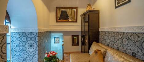 Schallisolierte Zimmer, kostenlose Babybetten, kostenloses WLAN