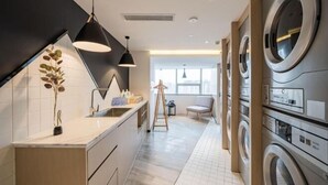 Ruang laundry