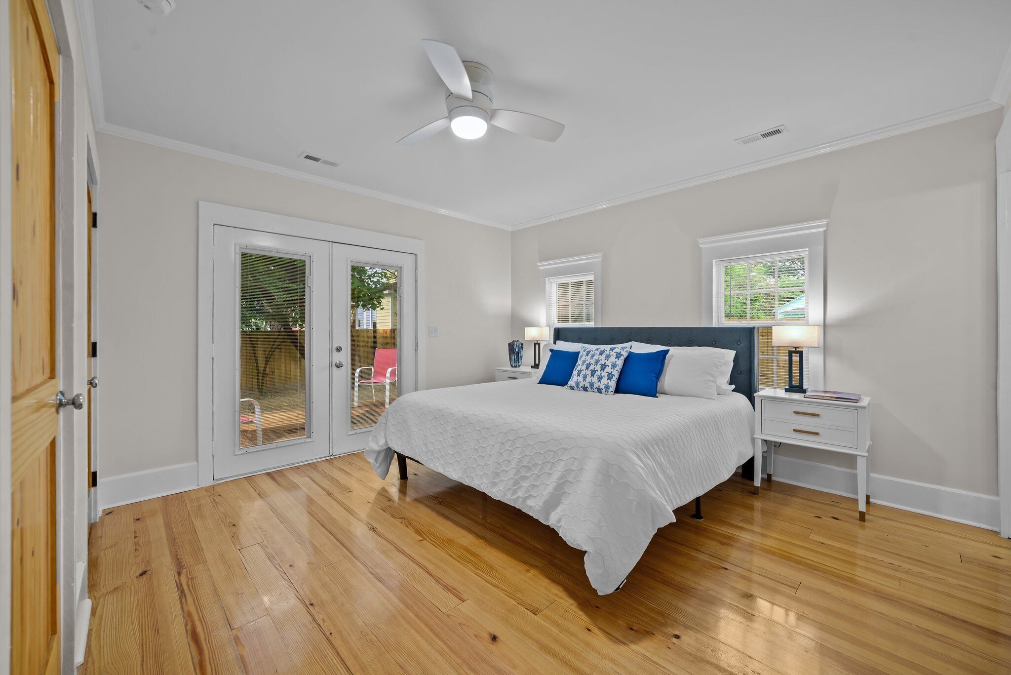 2 多间卧室、熨斗/熨衣板、WiFi、床单