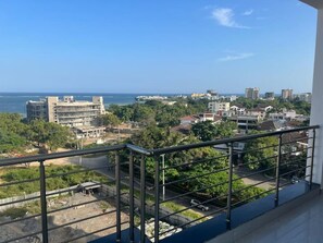 Property grounds - Luxury Ocean Views - 3 Bed@ Penthouse Living Nyali (Mombasa)