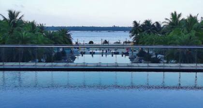 Shanshui Shiji Holiday Hotel