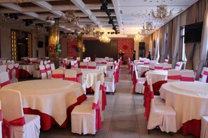 Unclassified image, 4 of 32, button - Jinshan Hotel (Harqin Banner)