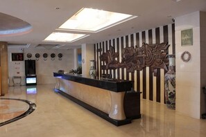 星評価なしの画像、3 / 32、ボタン