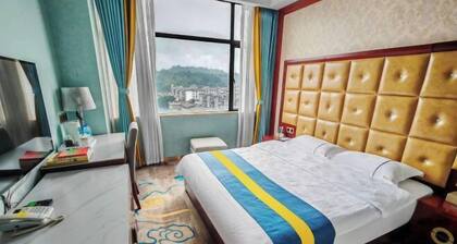 Zhenkang Loisse International Hotel