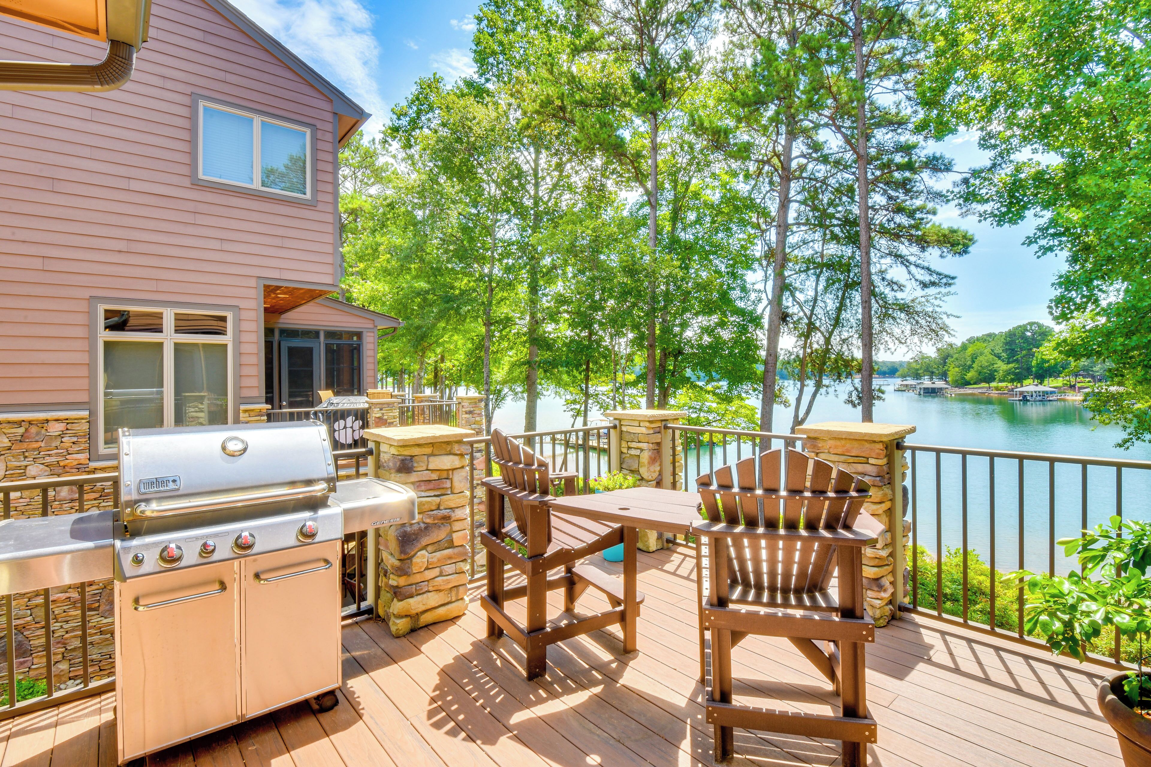 Spacious Lake Keowee Home: Boat Slip & Pool Access