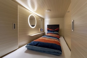 Premium bedding, down comforters, desk, laptop workspace
