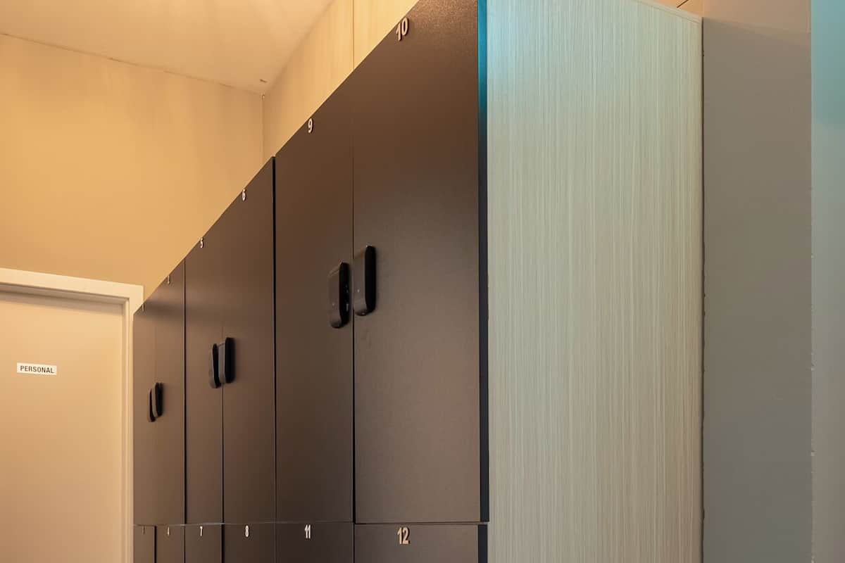 Hochwertige Bettwaren, Daunenbettdecken, Schreibtisch