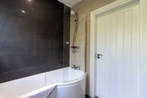 Bathroom - Bagworth House (Coalville)
