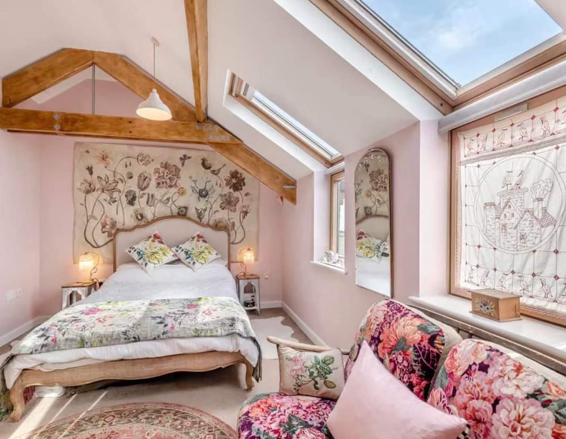 Apartment | 2 bedrooms, iron/ironing board, free WiFi, bed sheets