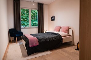 1 Schlafzimmer, Schreibtisch, Bügeleisen/Bügelbrett, WLAN