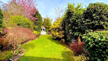 House | Property grounds
