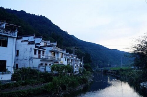 Wuyuan Xiaoqi Wangyuanheng Laoshi Gujing Yizhan