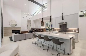 Interior - Charming 4-bedroom house in the heart of Downtown Austin (Austin)