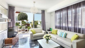 Unclassified image, 5 of 10, button - Villa Cerulean Paphos (Paphos)