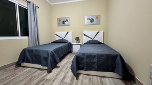 2 bedrooms, iron/ironing board, WiFi, bed sheets