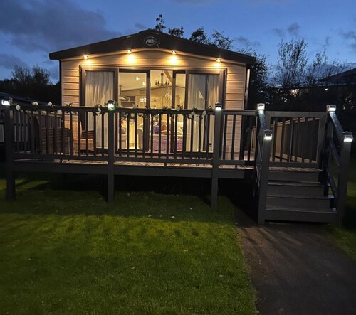Tranquil Lodge Escape in Blackpool