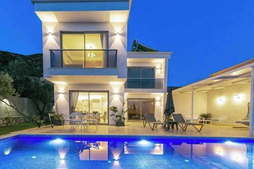 vals 2 villa in Kaş