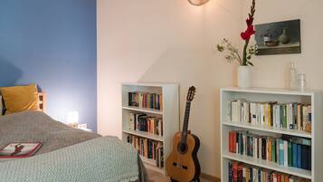 1 多间卧室、办公桌、熨斗/熨衣板、WiFi