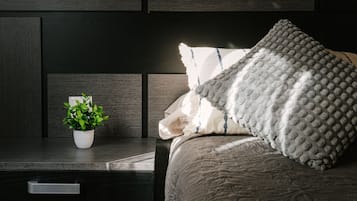 4 chambres, fer et planche à repasser, Wi-Fi, draps fournis