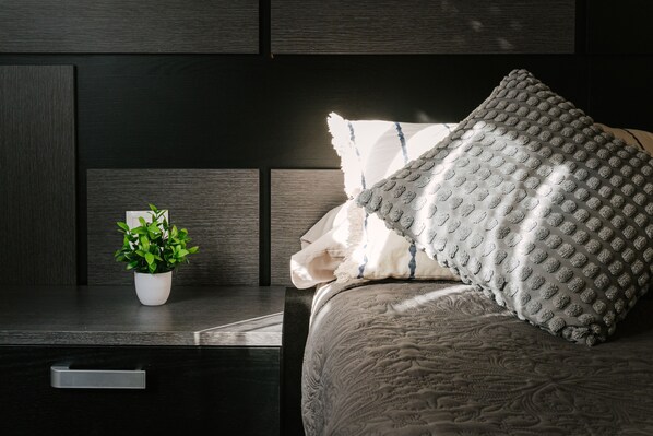 4 chambres, fer et planche à repasser, Wi-Fi, draps fournis