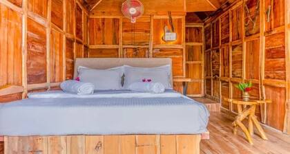 Sceva's Garden Home - Double bed with balcony - 3