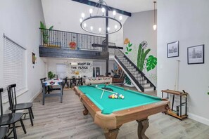 Spielezimmer