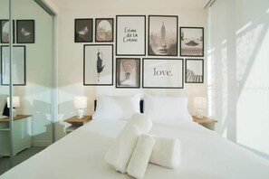 1 غرفة نوم ومكواة/لوح كي وواي فاي وملاءات أسرّة