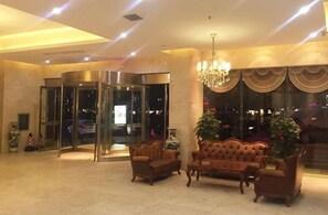 Lobby - Haotai City Hotel (Jingzhou Renxinhui) (Jingzhou)