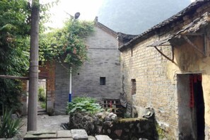 Garden - Fengguan Mountain Meilu Village Inn (Yangshuo Yulong River Scenic Area) (Yangshuo)